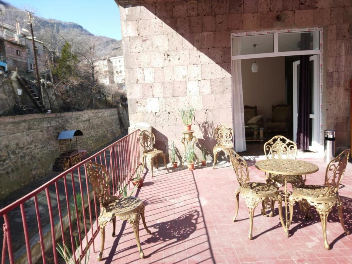 Guest House In Alaverdi Exteriör bild